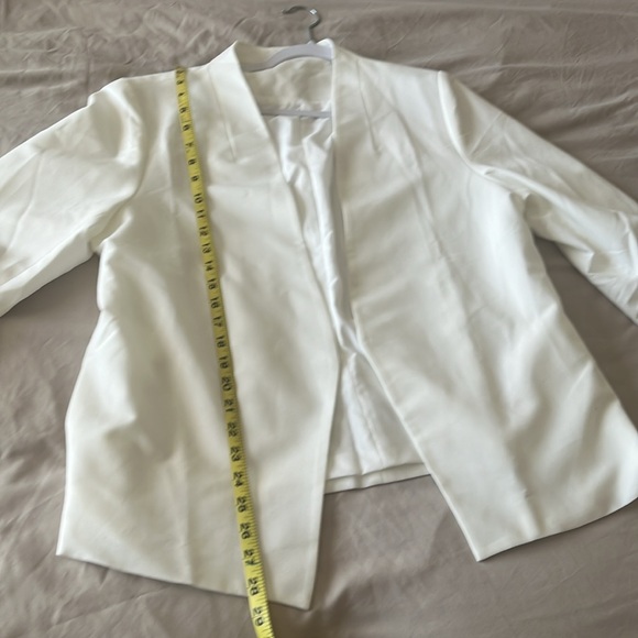 NWOT White Open Front Blazer - Picture 4 of 10